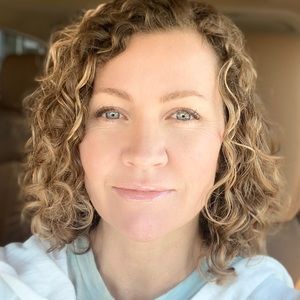 Meet your Posher, Wendy